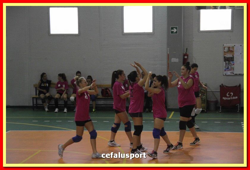141020 volley 030_tn.jpg